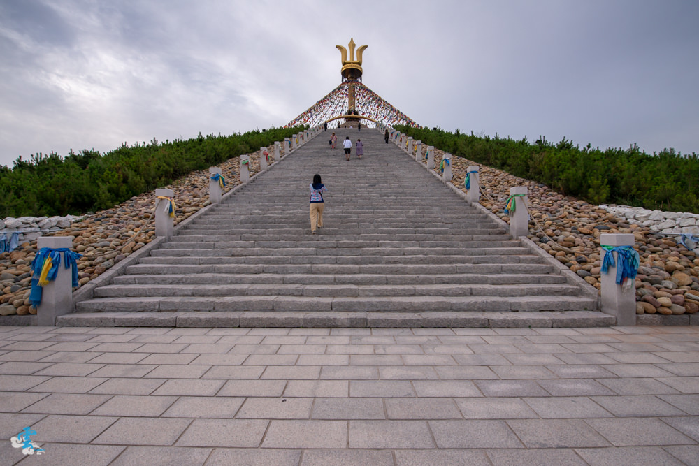 內蒙古旅遊推薦》伊克敖包 - 中國第一敖包 康巴什最高地標