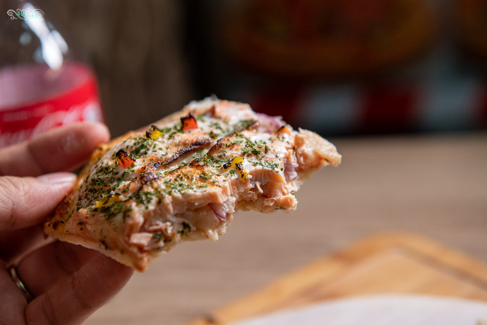 士林美食》愛披薩 iPIZZA - 豪華浮誇海大俠披薩 創意九宮格披薩自由配